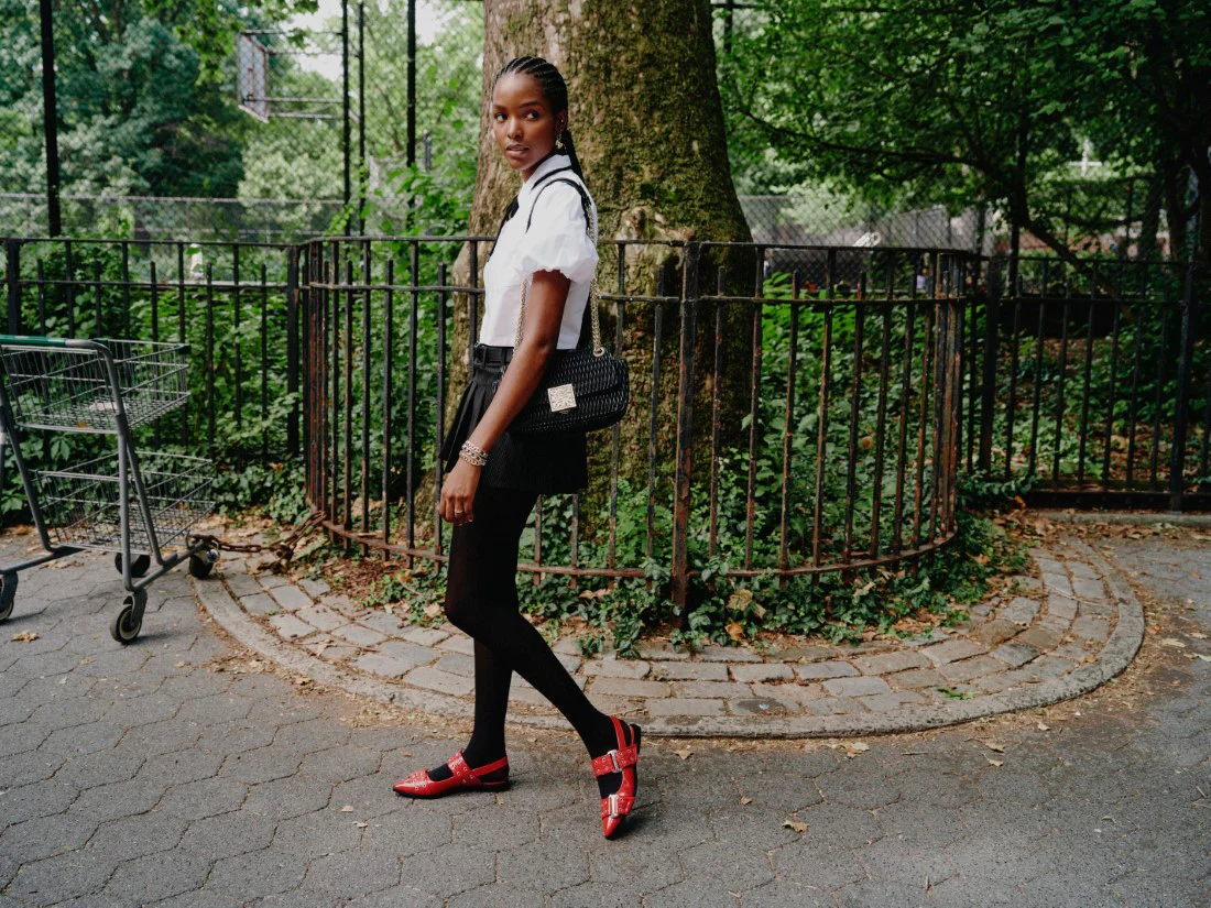 BHAYES BLACK CROSSBODY - Image 6